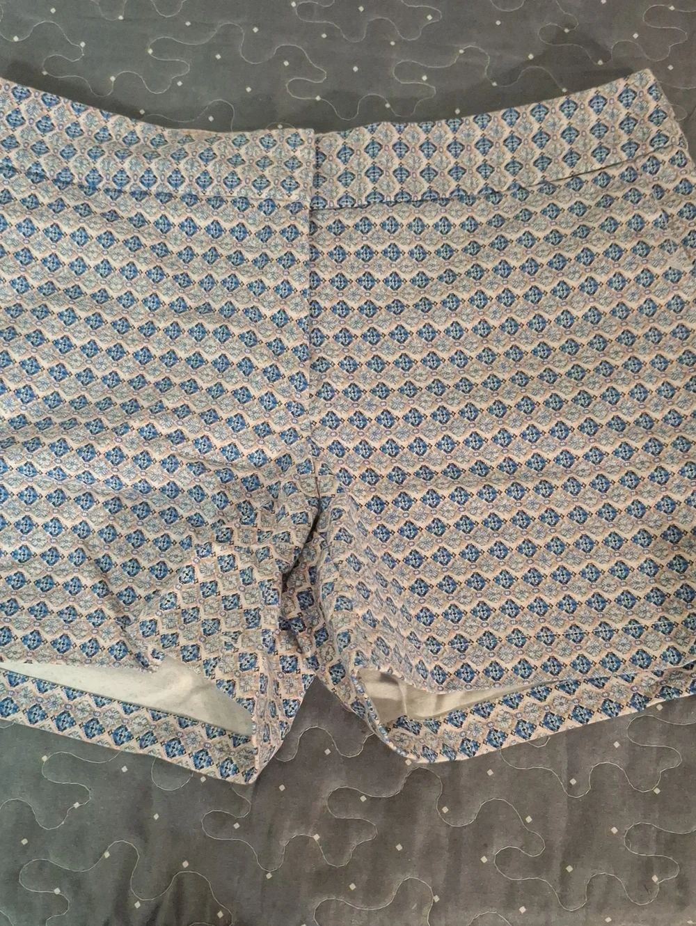 Kenar Women's Blue Patterned Shorts size 6
